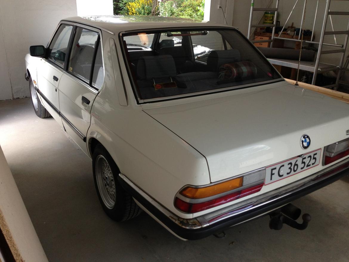 BMW E28 520 I billede 2