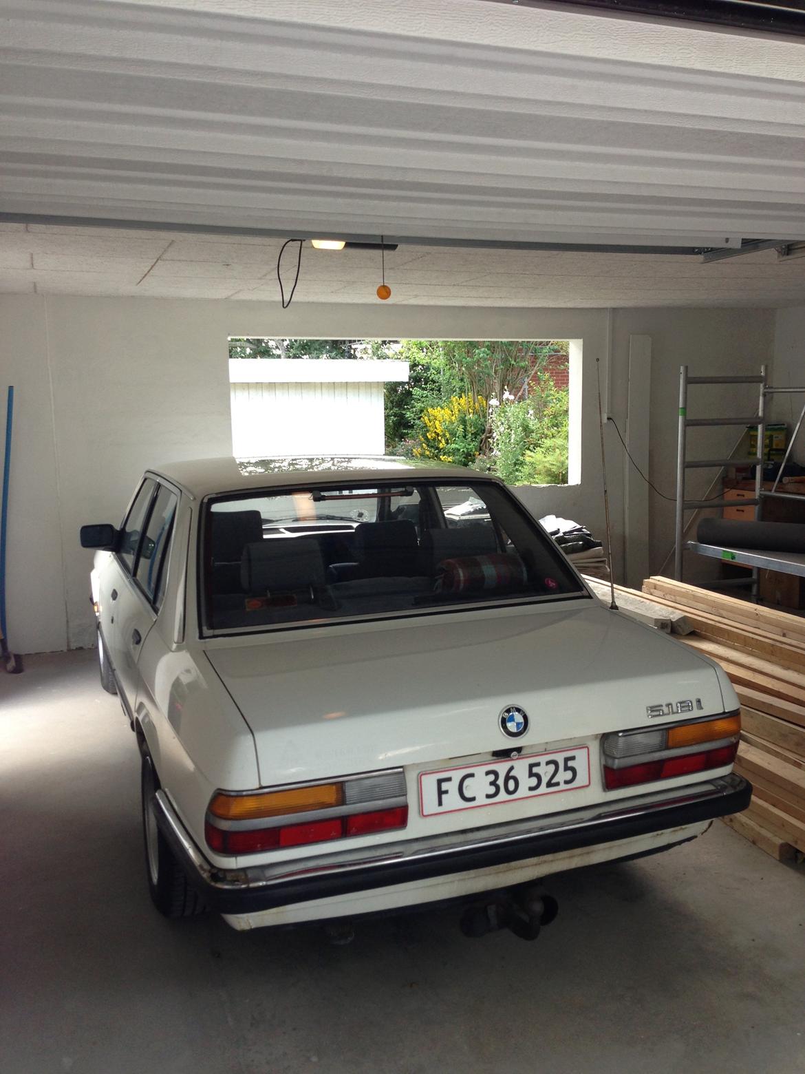 BMW E28 520 I billede 3