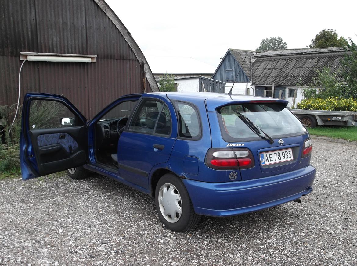 Nissan Almera 1,4 S Solgt :'( <3  - Så fin  :) billede 2
