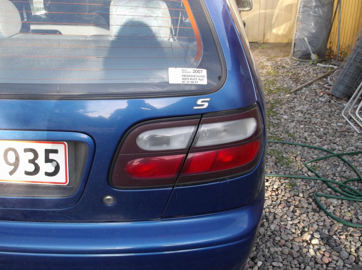 Nissan Almera 1,4 S Solgt :'( <3  - De fine men de må gerne blive skiftet :P billede 21