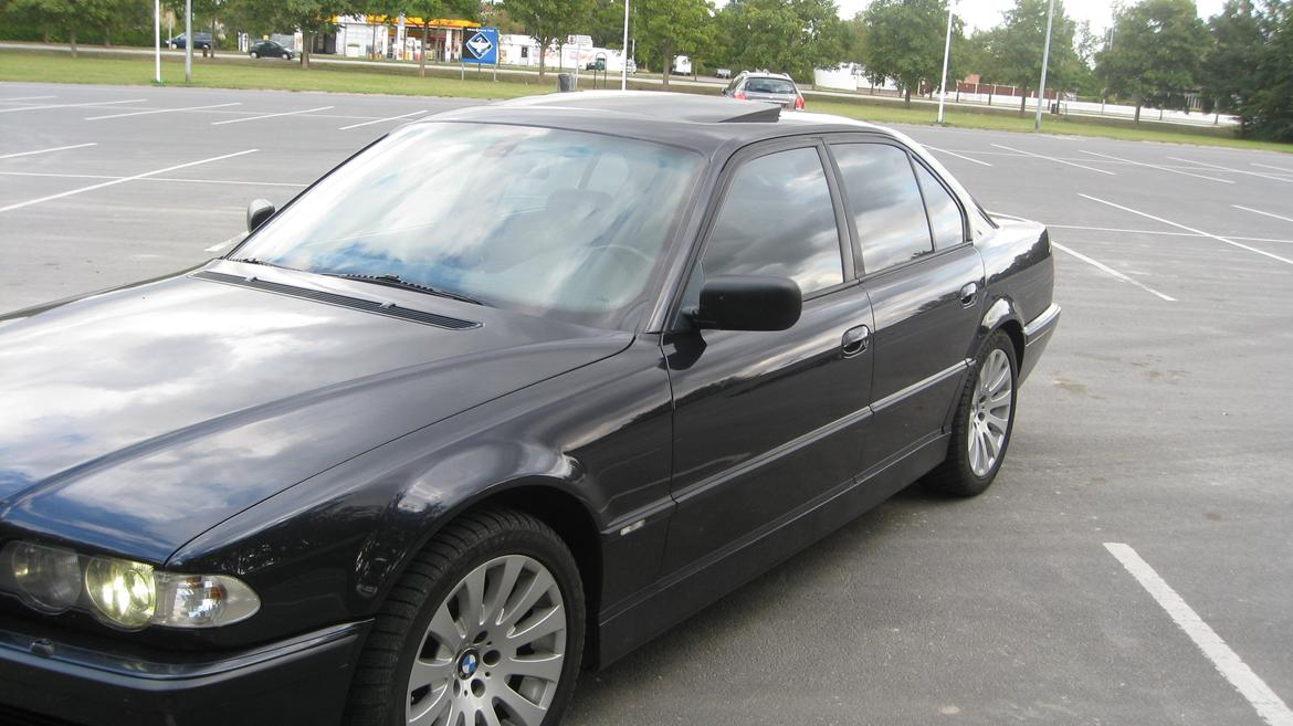 BMW 740D v8 billede 18