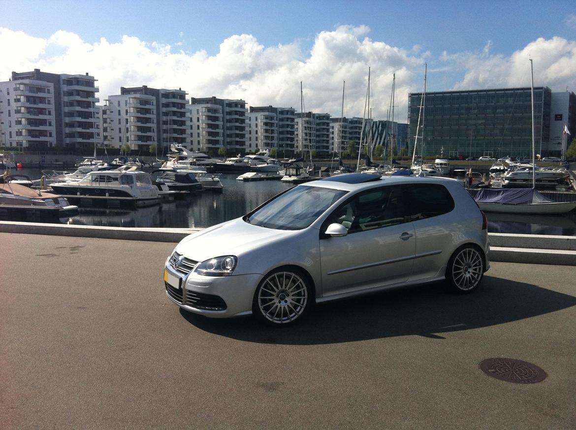 VW Golf 5 R32 DSG billede 2