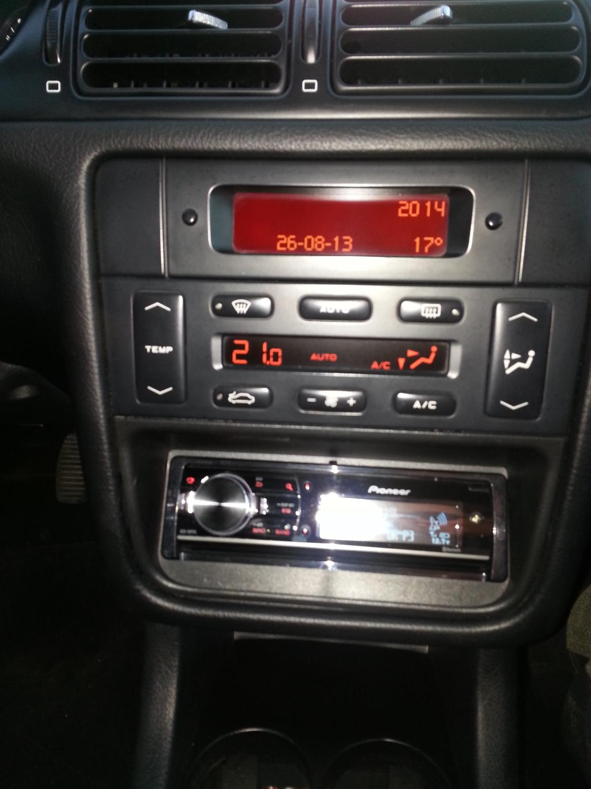 Peugeot 406 2.0 HDi ST billede 16