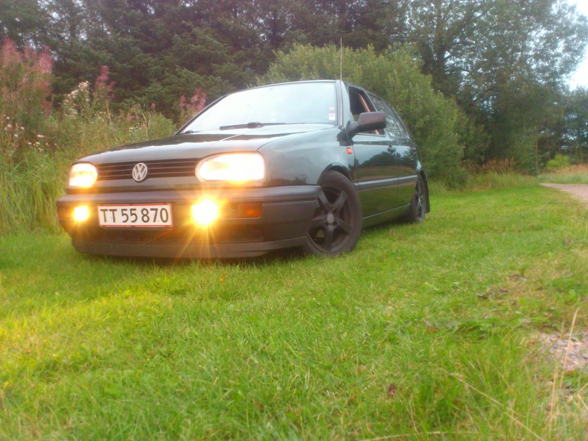 VW golf 3 1,9D (solgt) billede 1