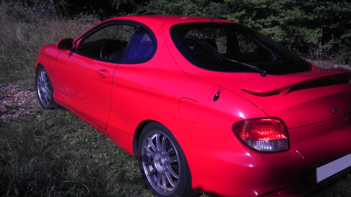 Hyundai Coupé *TOTALSKADET* billede 5