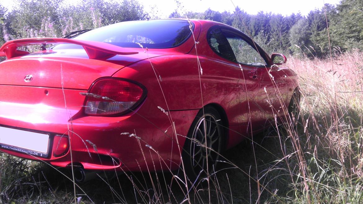 Hyundai Coupé *TOTALSKADET* billede 8