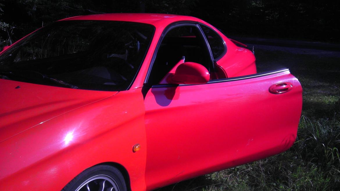 Hyundai Coupé *TOTALSKADET* billede 12