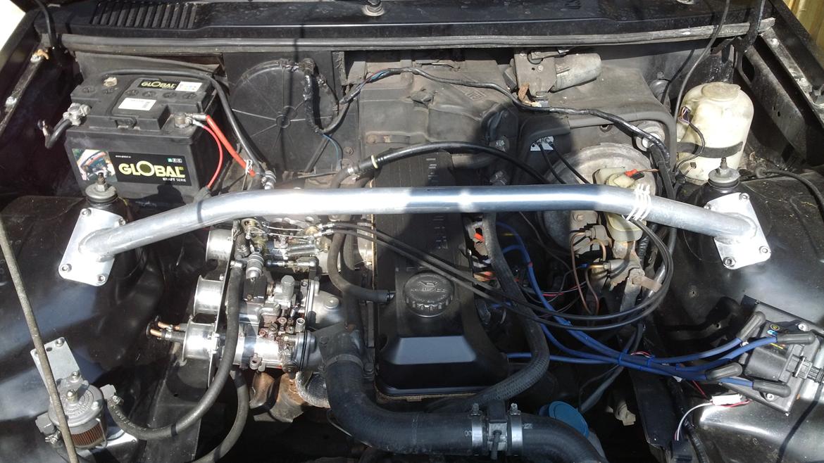 Opel Manta B - Som. motorrummet ser ud nu, 08.2013 billede 9