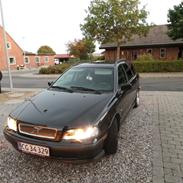 Volvo v40 t4