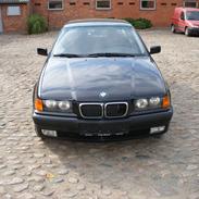 BMW e36 318i