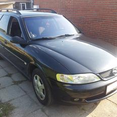Opel Vectra B Carvan 2.2 Solgt
