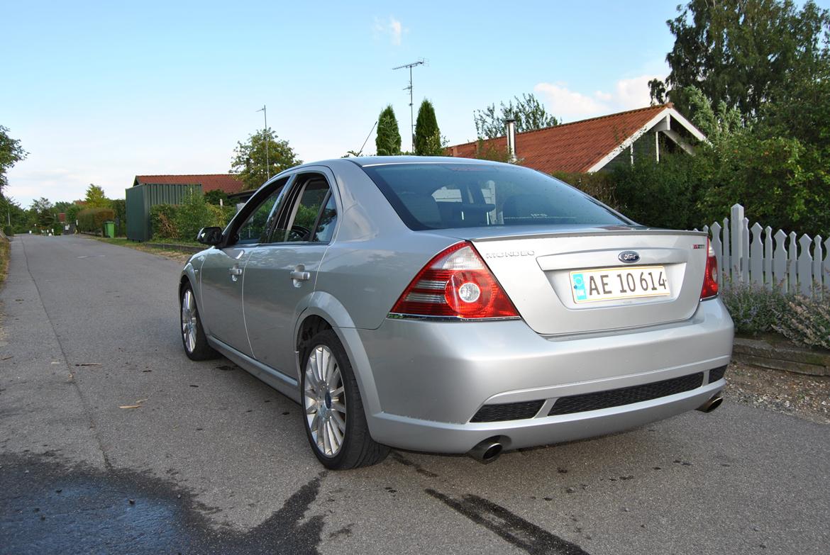Ford Mondeo ST220 billede 4