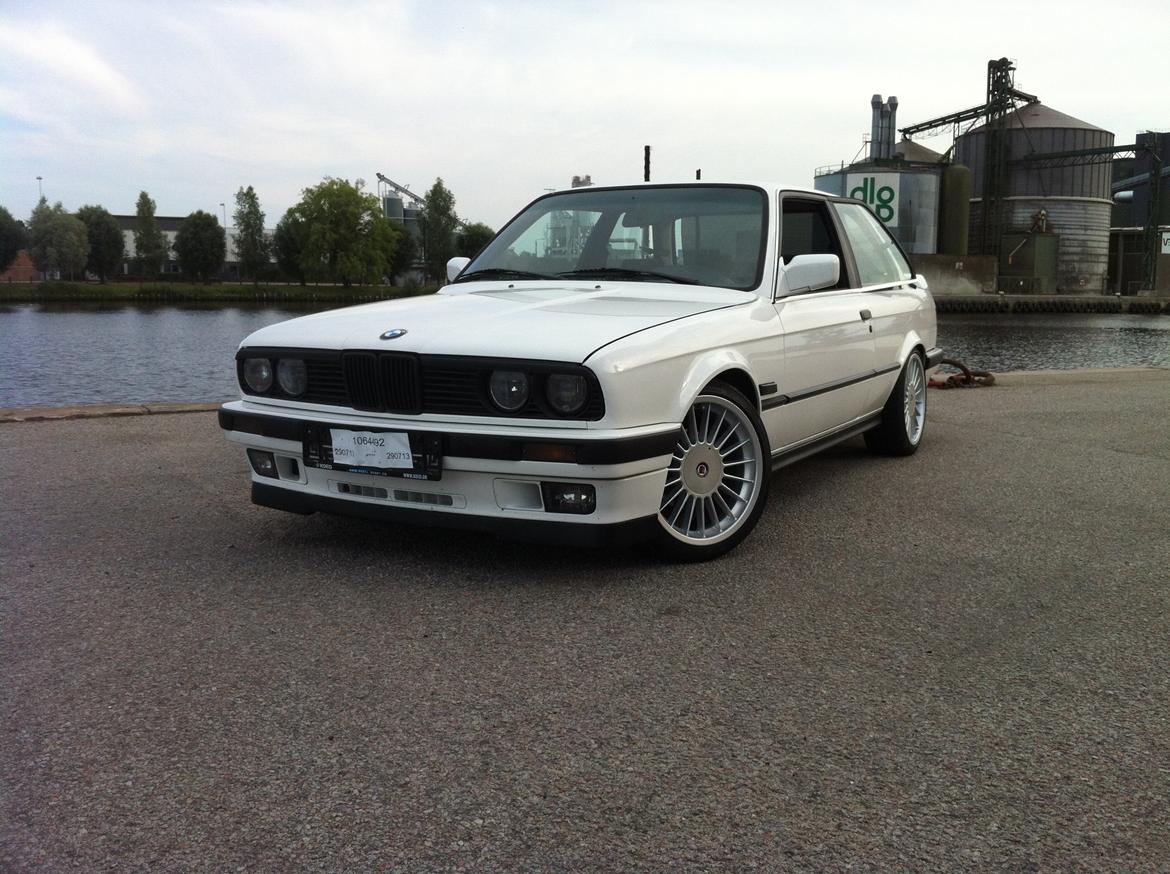 BMW e30 318i/320i billede 5