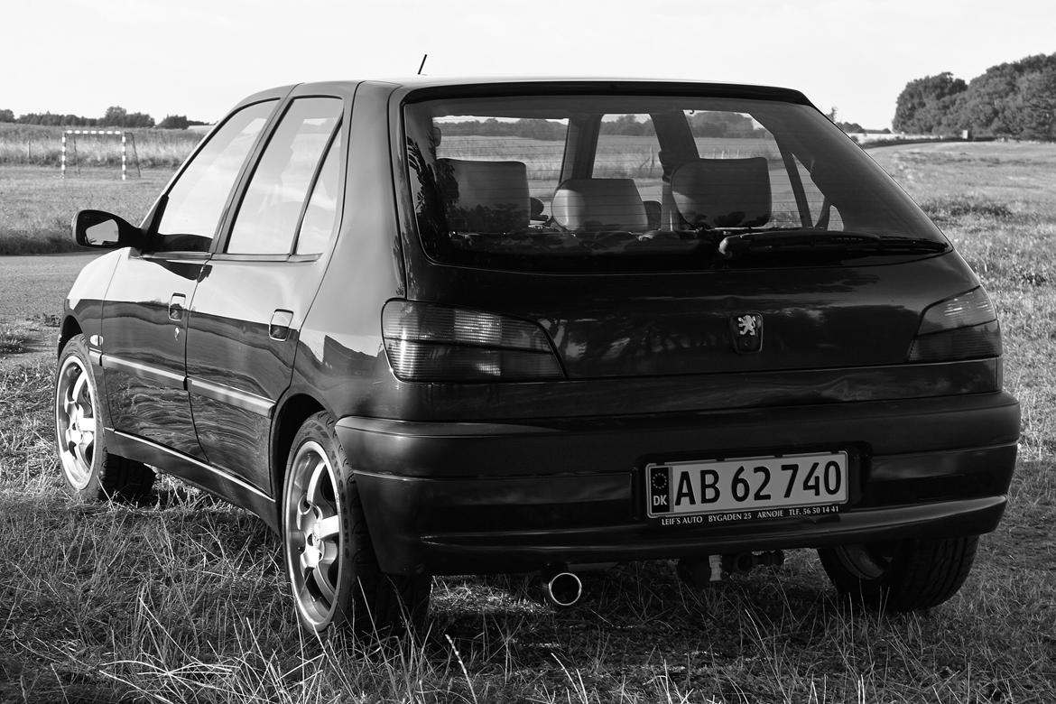 Peugeot 306 1,8 Roland Garros (Betsy) [SOLGT] - Fotograf: Kasper Hellesøe. billede 12