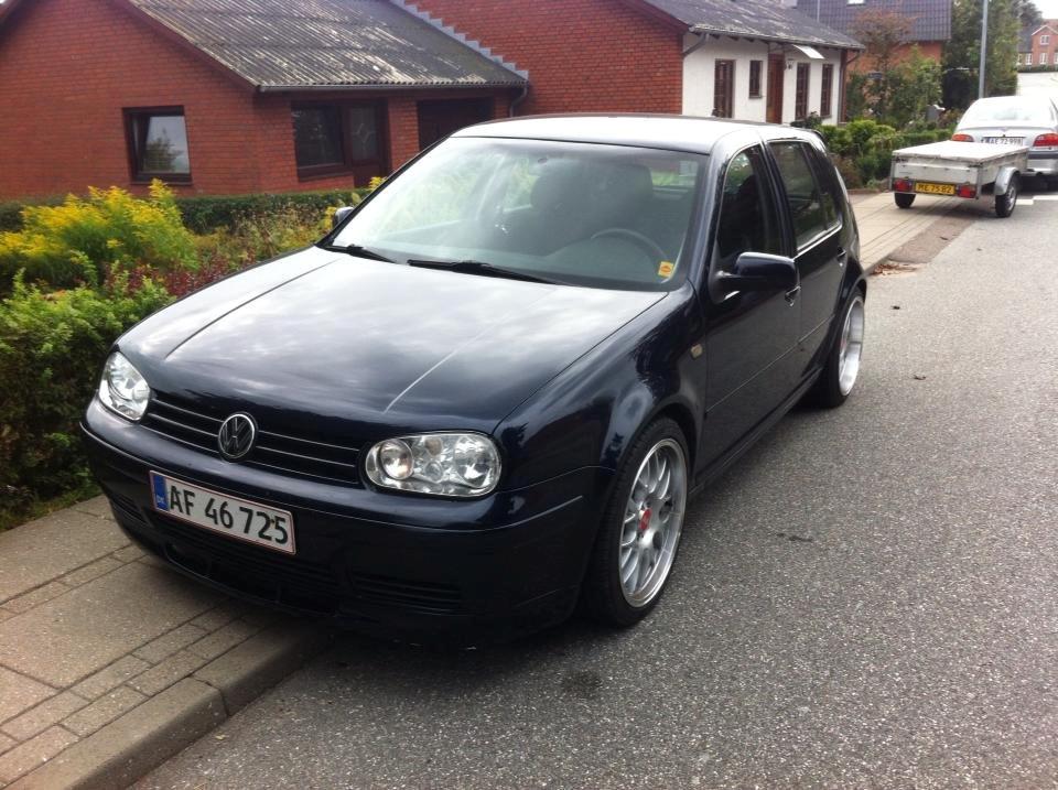 VW Golf 4 1.9 TDI 110 hk Highline billede 1