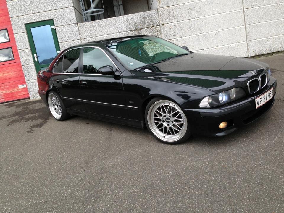 BMW E39 523I Sedan billede 1