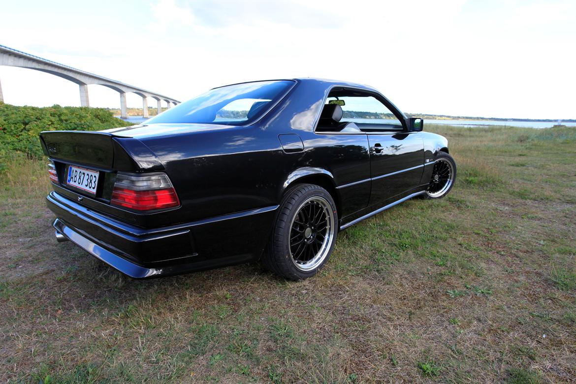 Mercedes Benz 300CE-24V 3.4 AMG billede 5