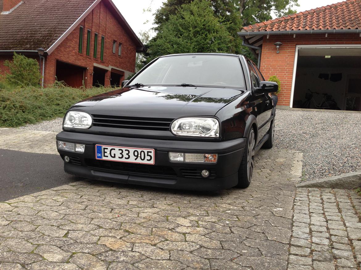 VW Golf 3 SOLGT! billede 2
