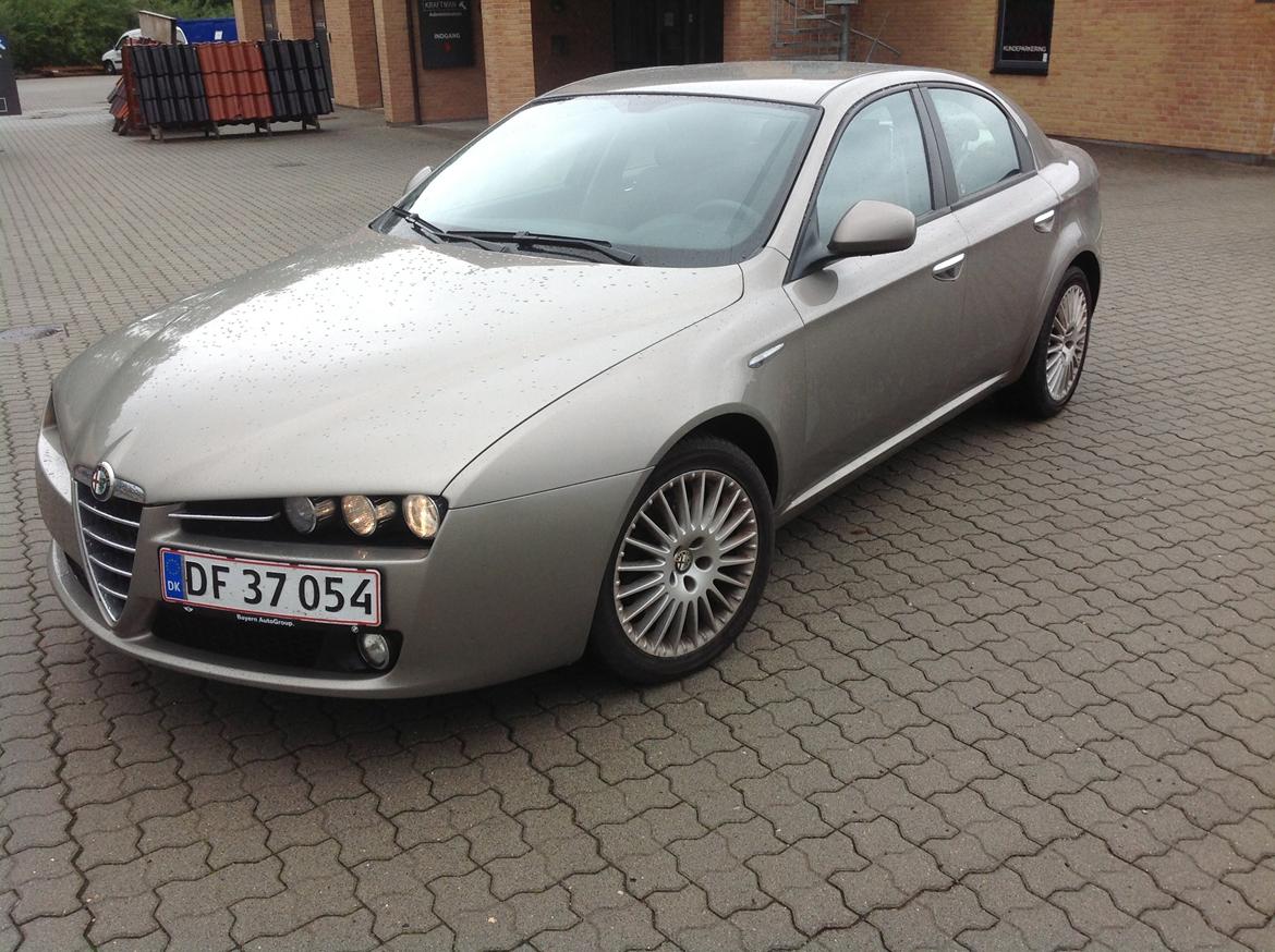 Alfa Romeo 159 1,9 JTDm billede 2