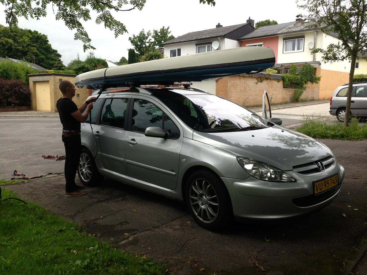 Peugeot 307sw airvan - med kajak på :) (før den fik papegøjeplader) billede 10