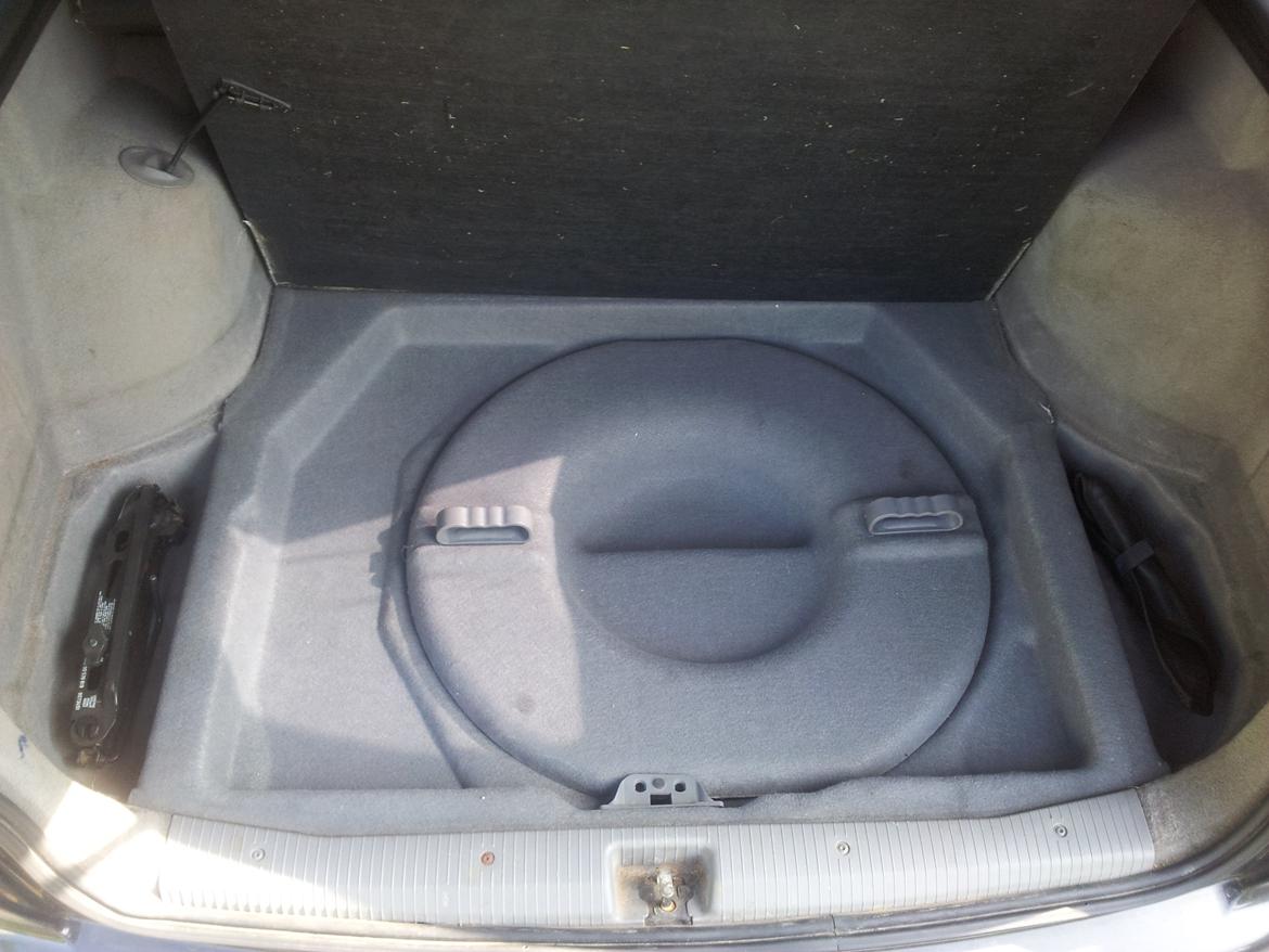 Opel Vectra B Carvan 2.2 Solgt billede 9