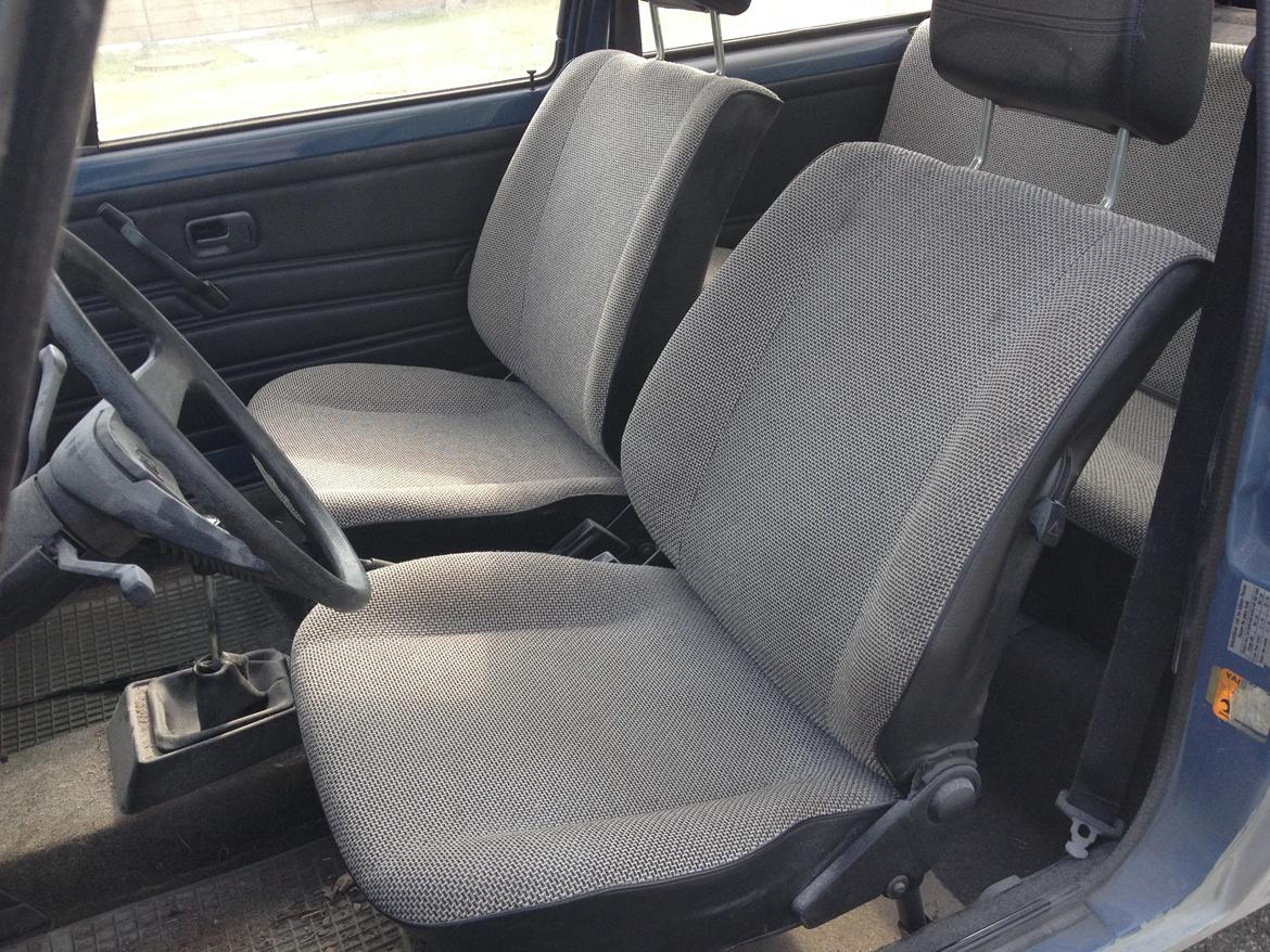 VW Golf MK1 - Fejlfri original kabine, ingen huller, intet slid. billede 4