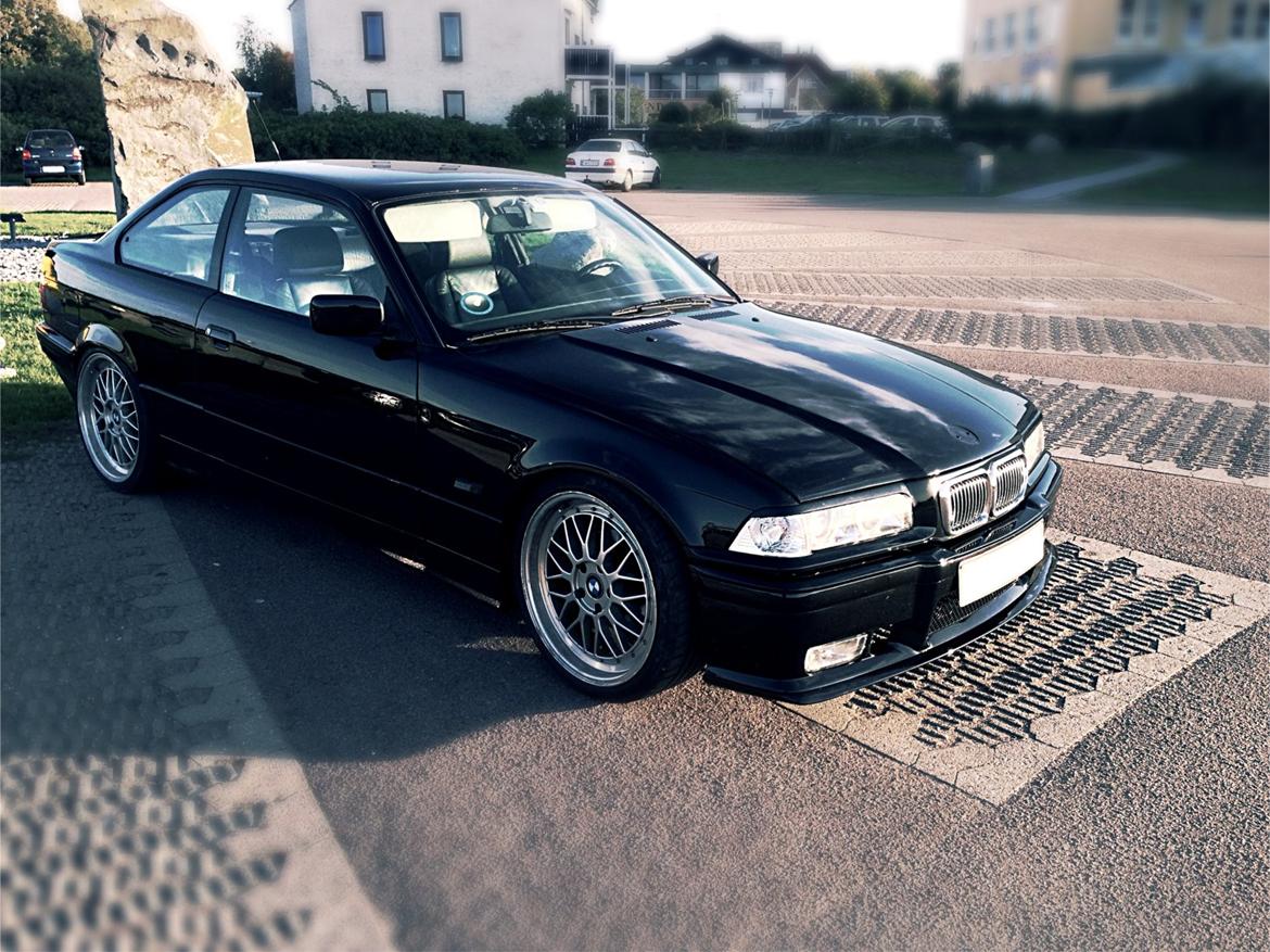 BMW 323i Coupe billede 6