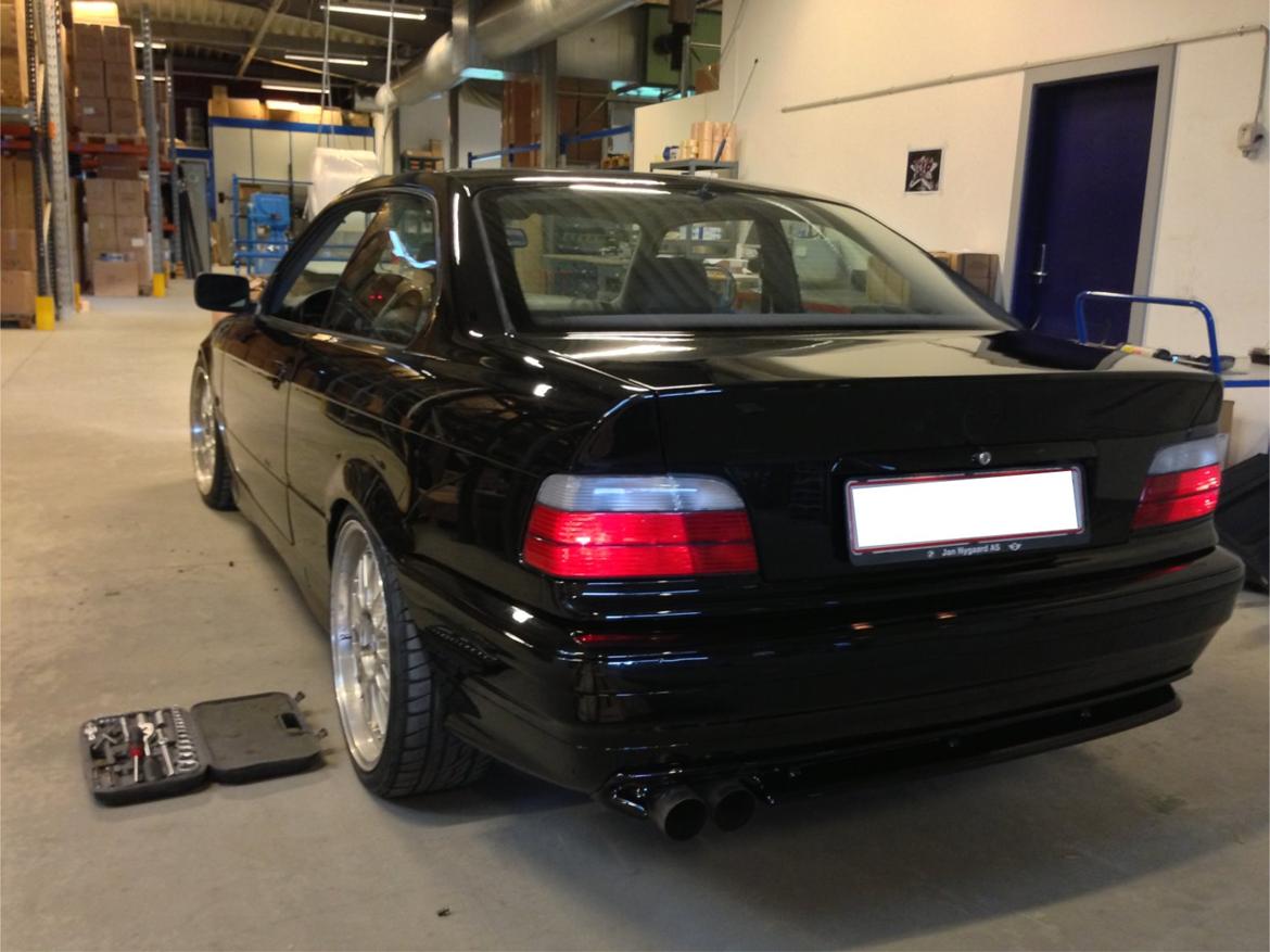 BMW 323i Coupe billede 11