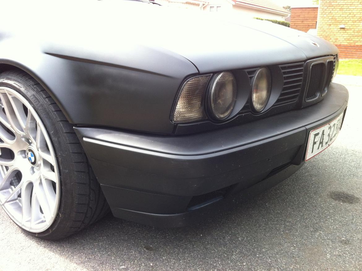 BMW E34 billede 1