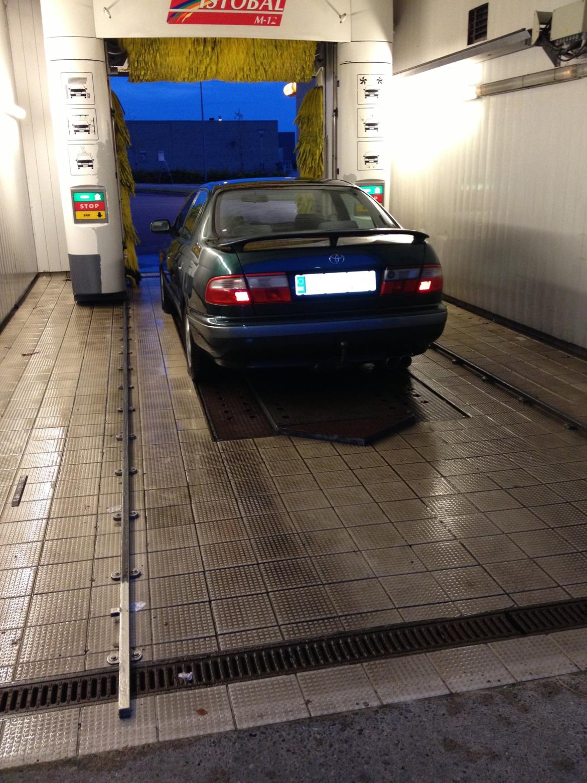 Toyota Carina E 1.6 16V (Byttet) billede 3