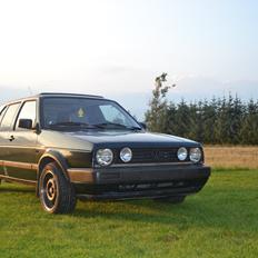 VW Golf 2 GTD (sb)