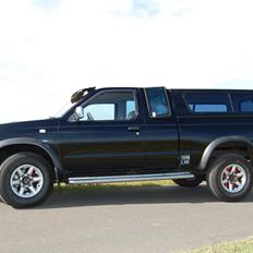 Nissan King-Cab 2,5TDI 4x4 (SOLGT)