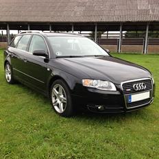Audi A4 1.8T Avant S-Line