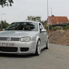 VW Golf 4
