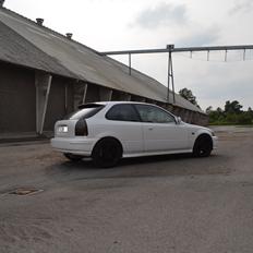 Honda Civic Vti - solgt