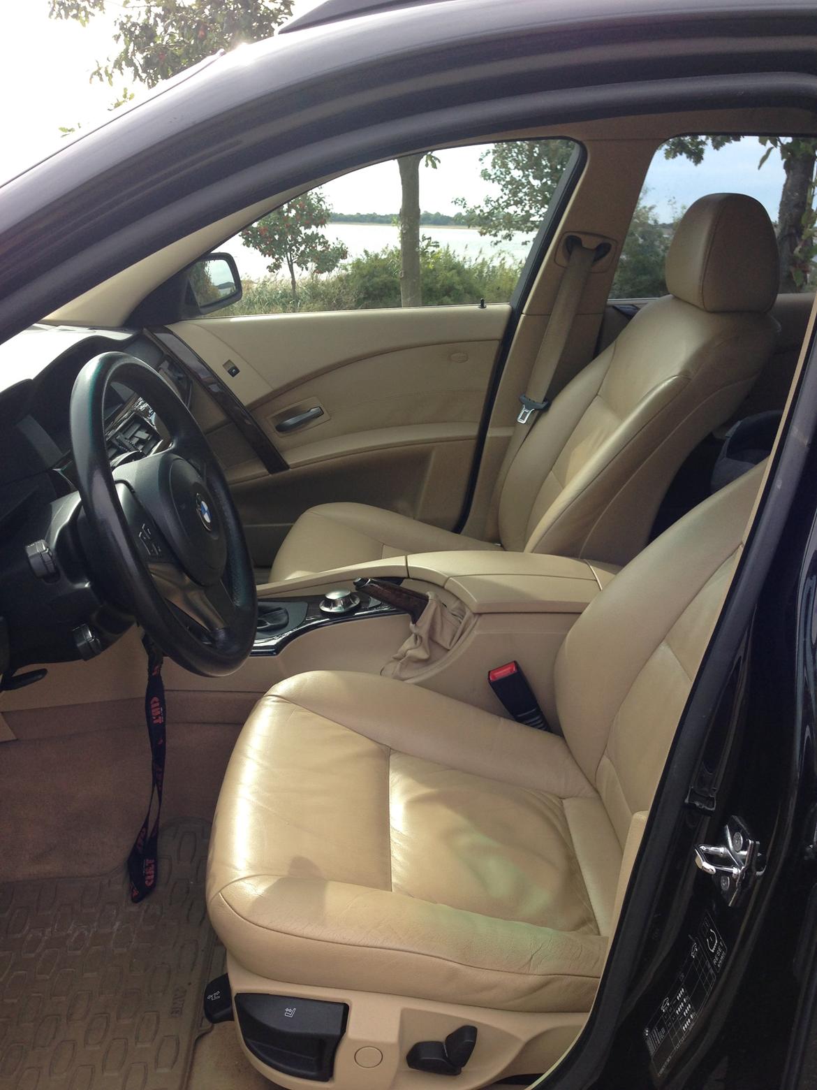 BMW 525i touring steptronic billede 5