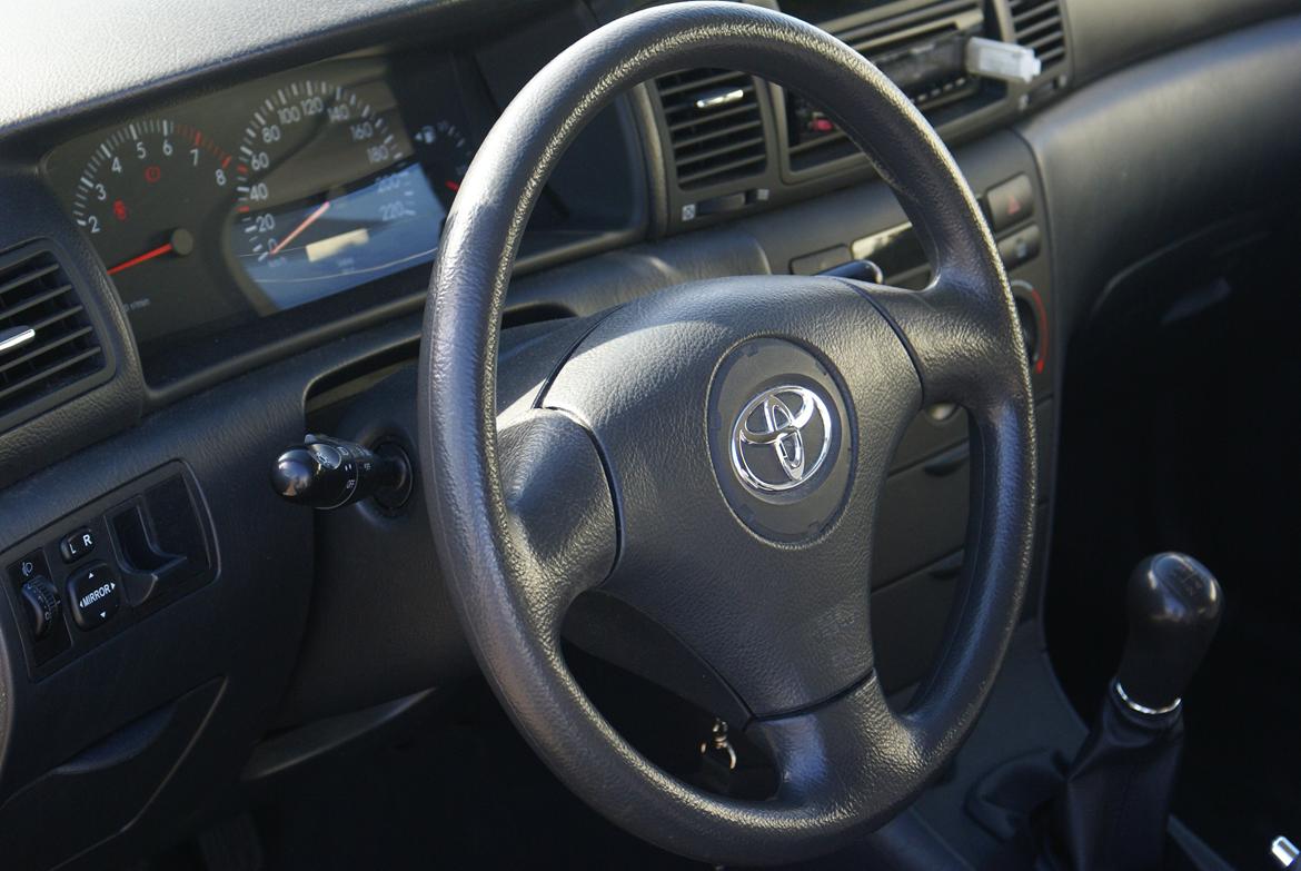 Toyota Corolla e12 billede 8