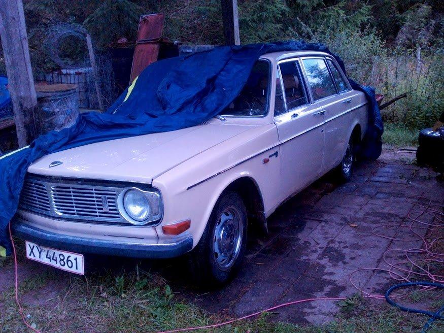 Volvo 144S - Vinterhi. Vi får ikke rigtigt kørt så mange km i den billede 1