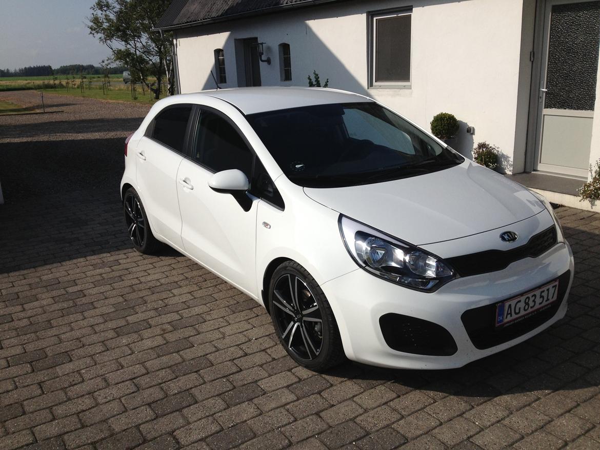 Kia Rio 1,1 CRDi Active (solgt) billede 2