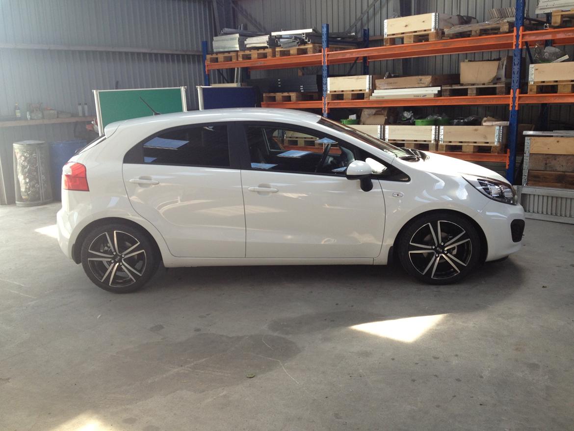 Kia Rio 1,1 CRDi Active (solgt) billede 4