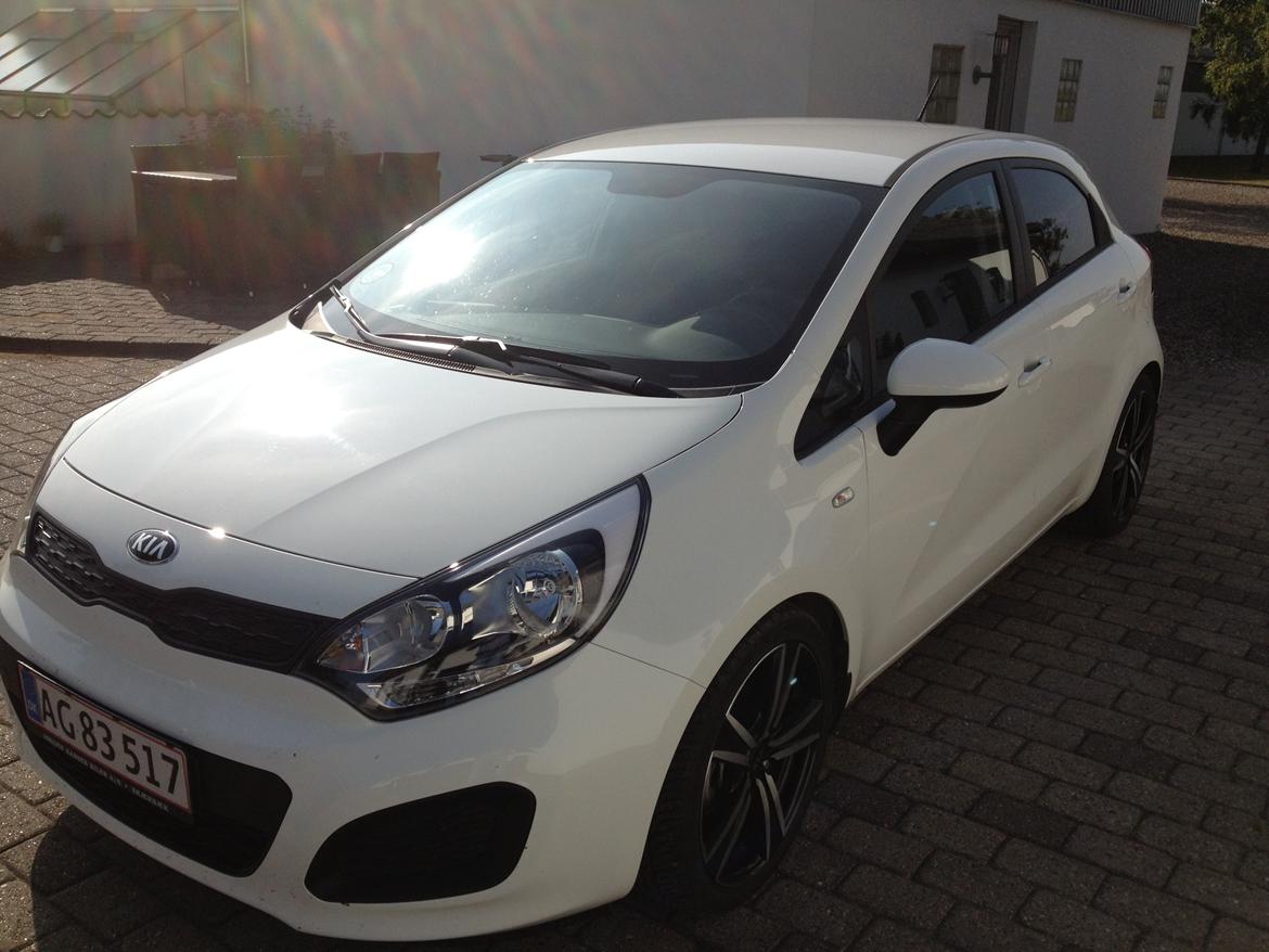 Kia Rio 1,1 CRDi Active (solgt) billede 10