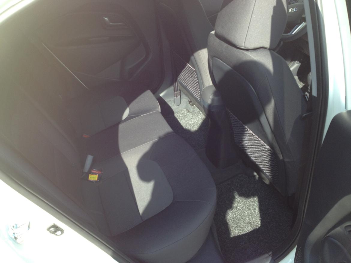 Kia Rio 1,1 CRDi Active (solgt) billede 16