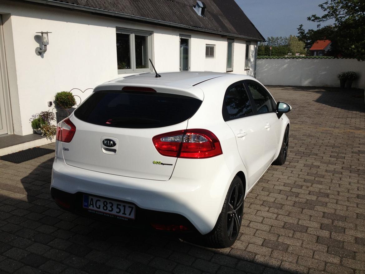 Kia Rio 1,1 CRDi Active (solgt) billede 17