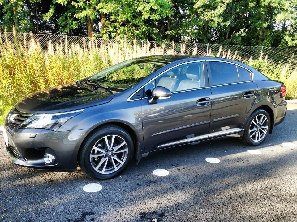 Toyota Avensis T2 Premium Business billede 1