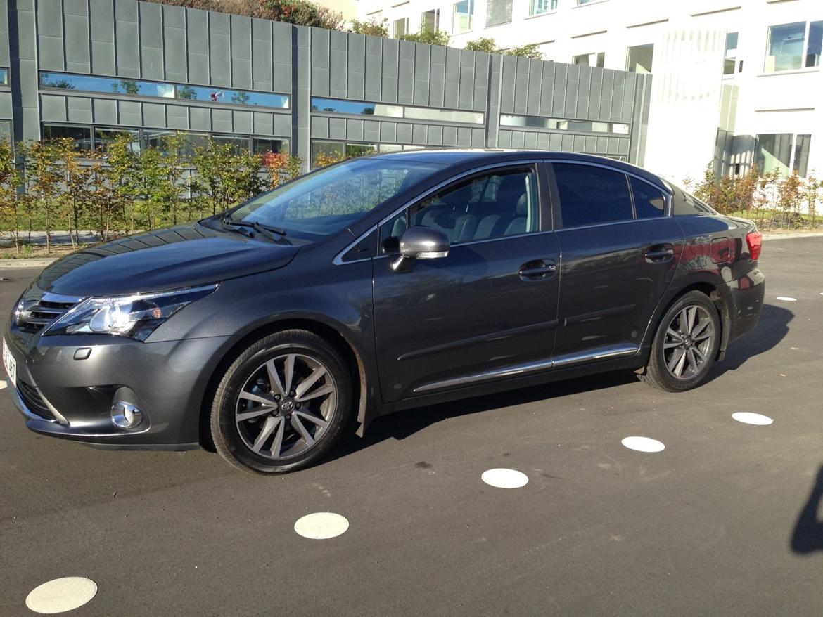 Toyota Avensis T2 Premium Business billede 3