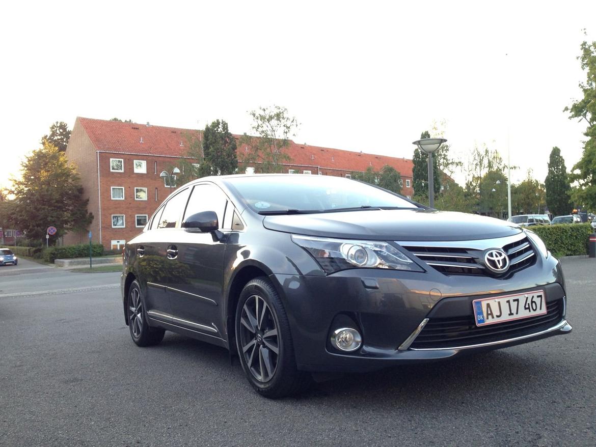 Toyota Avensis T2 Premium Business billede 4