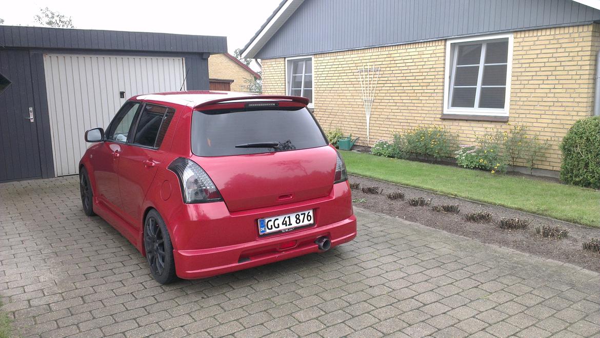 Suzuki Tidligere Bil   Swift 1.5 billede 6