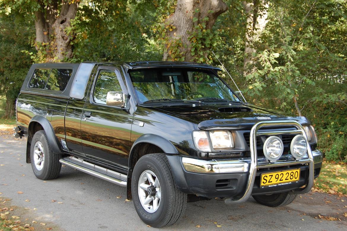 Nissan King-Cab 2,5TDI 4x4 (SOLGT) billede 1