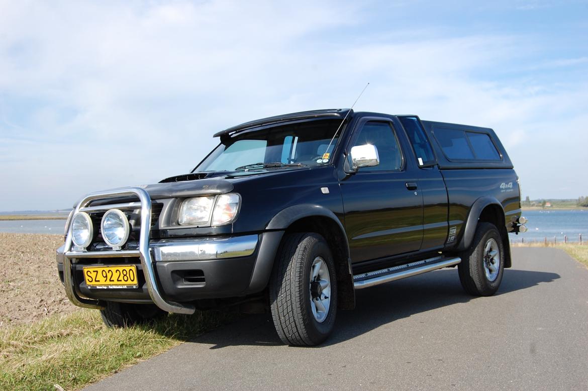 Nissan King-Cab 2,5TDI 4x4 (SOLGT) billede 2