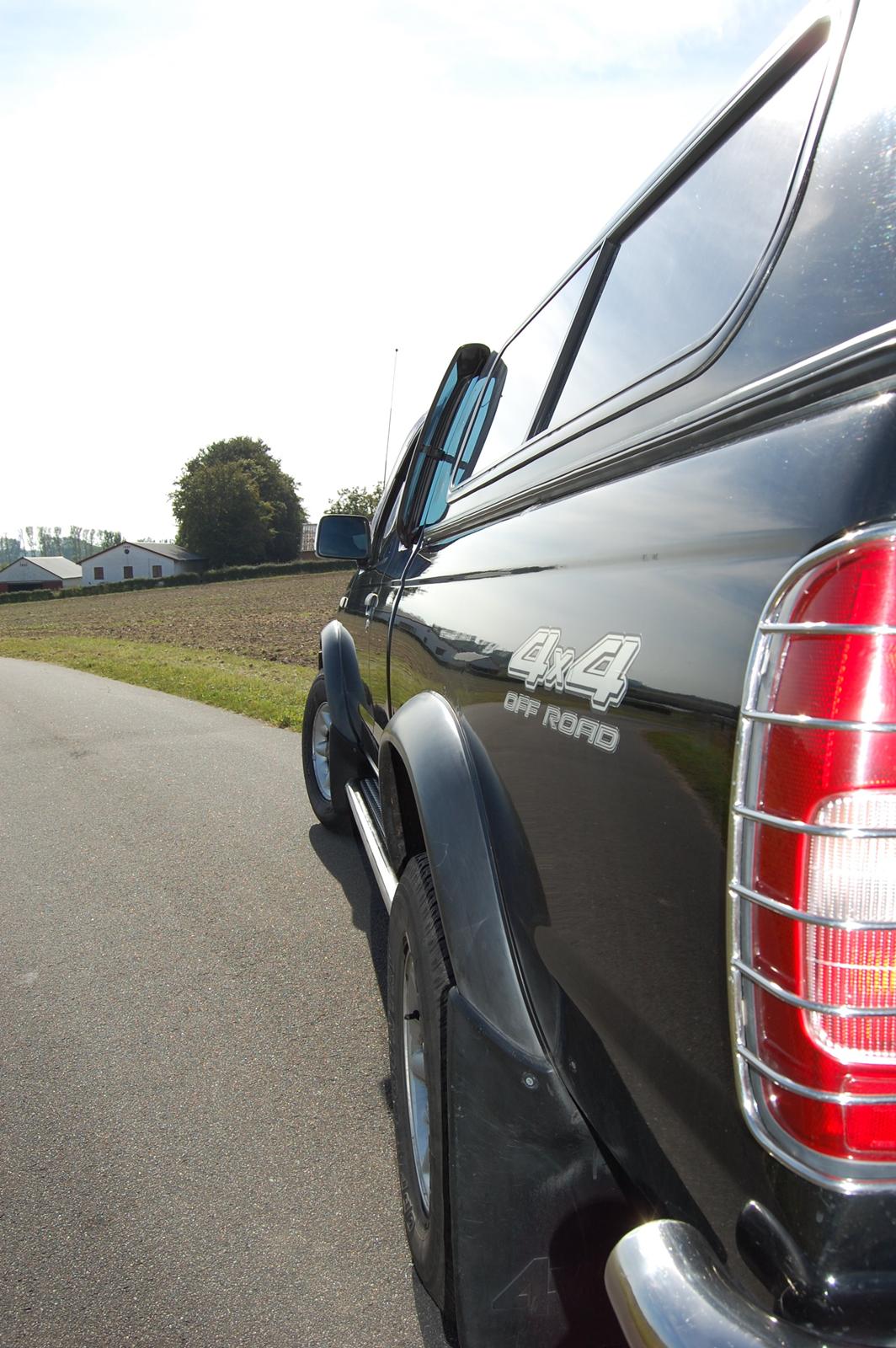 Nissan King-Cab 2,5TDI 4x4 (SOLGT) billede 4